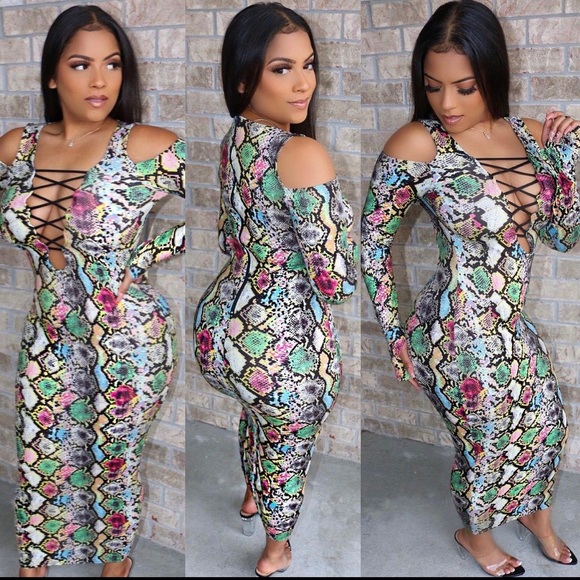 Laced Snake Midi Dress - Picture 2 of 4